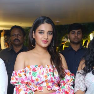 Nidhi Agerwal Latest Photos