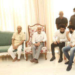 Celebs Pay Homage to Nandamuri Tarakaratna