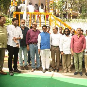 Avasaraniko Abaddam Movie Opening