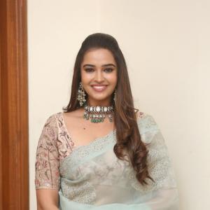 Poojitha Ponnada Latest Pics