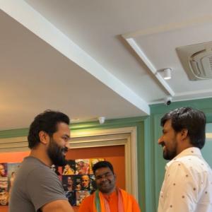 Mohanbabu and Manchu Vishnu Felicitates Balagam Movie Team