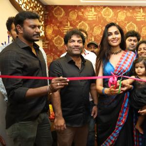 Actress Divi Vadthya Inaugurates Indo Arabic restaurant