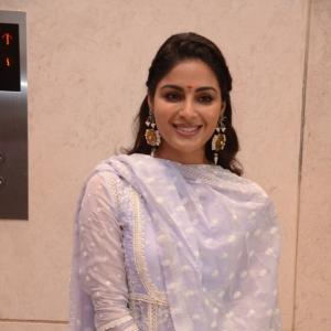 Samyuktha Menon Latest Pics