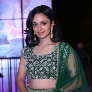 Malavika Nair Latest Pics