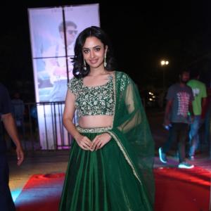 Malavika Nair Latest Pics