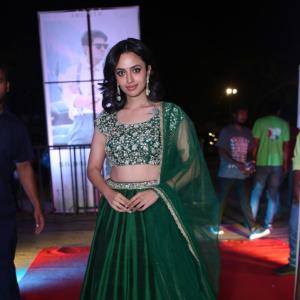 Malavika Nair Latest Pics