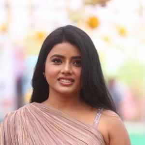 Soumya Reddy Latest Photos