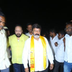 Jr Ntr and Balakrishna Visits NTR Ghat