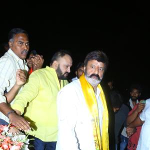 Jr Ntr and Balakrishna Visits NTR Ghat