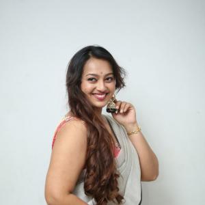 Ester Noroha Latest Photoshoot