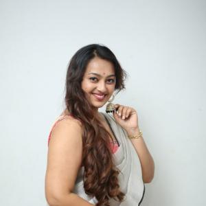 Ester Noroha Latest Photoshoot