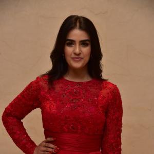 Kavya Thapar New Photos