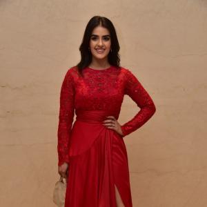 Kavya Thapar New Photos