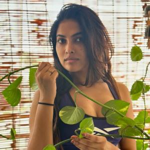 Divi Vadthya Latest Pics