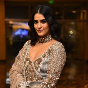 Kavya Thapar Recent Photos