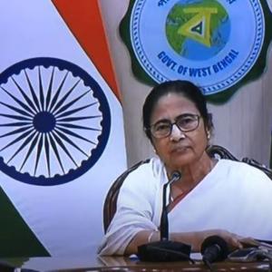 Mamata Banerjee's Emotional Address: Standoff with Junior Doctors Intensifies Over Meeting Dispute