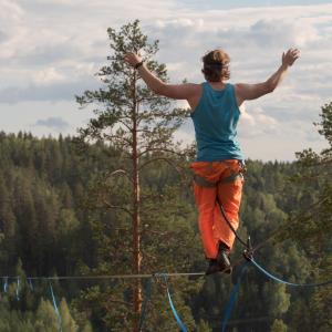 Walking the Thin Line: The Thrilling World of Highlining