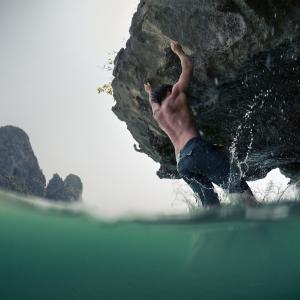 Embracing the Abyss: The Intrepid World of Deep Water Soloing