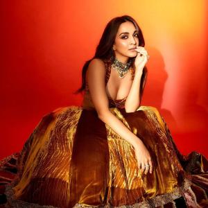 Pic Talk: Kiara Advani kills it in revealing top