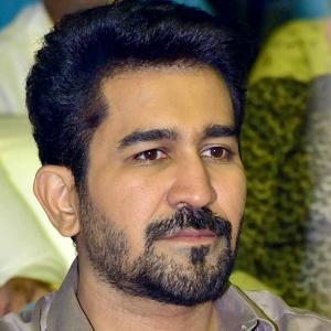 Hero Vijay Antony's daughter dies due to suicide