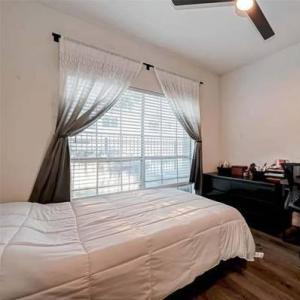 $1,100   1br - 537ft2 - Top grade furnished 1bedroom 1Bath (Houston)