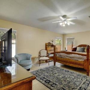 $129   4br - 2150ft2 - REDUCED4x! Austin's Best Vaca-Walk2Park, $129 nt,4-2-2 ABP Furnished