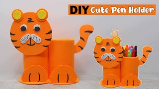 DIY Cute Pen Holder with Plastic Bottle | Mineral Water Bottle Craft | Tempat Pensil Botol Plastik